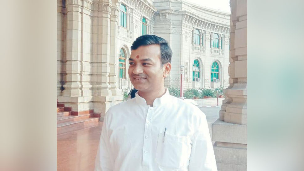 योगी सरकार के मंत्री बोले, 'अयोध्या में बनने जा रहा है भव्यतम राम मंदिर' योगी सरकार के मंत्री बोले, 'अयोध्या में बनने जा रहा है भव्यतम राम मंदिर'