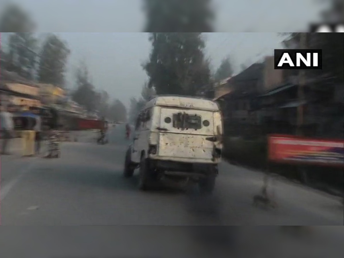 दक्षिण कश्‍मीर में सुरक्षाबलों और आतंकियों के बीच मुठभेड़, 3 आतंकी मारे गए