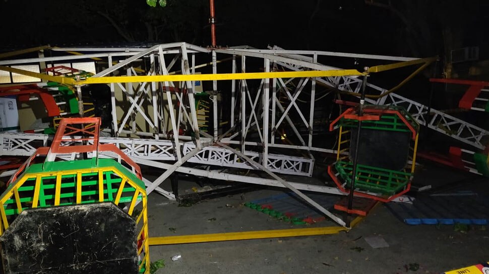 Delhi An amusement ride collapses injuring 14 persons in Anand Vihar