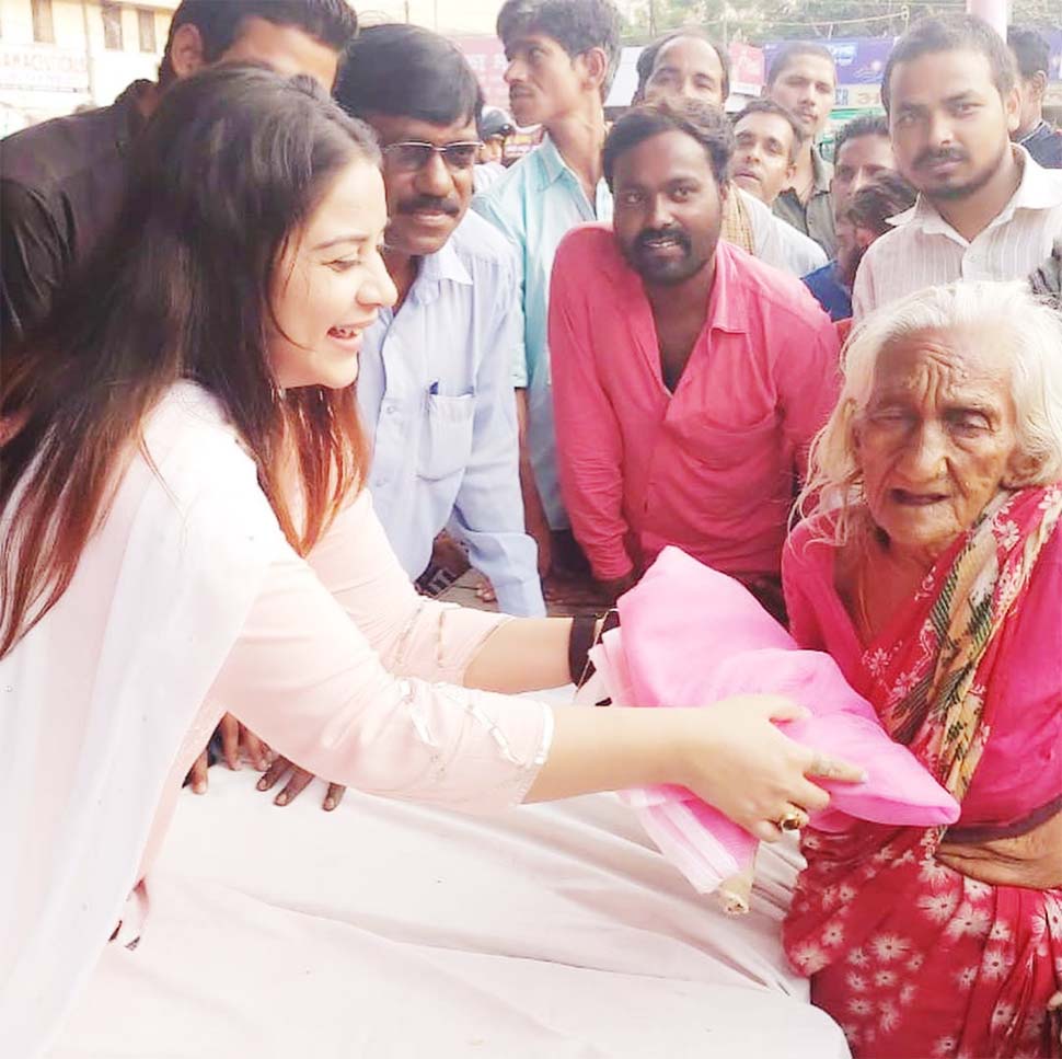 ऑर्डर देकर बनवाया था मच्छरदानी Anara Gupta