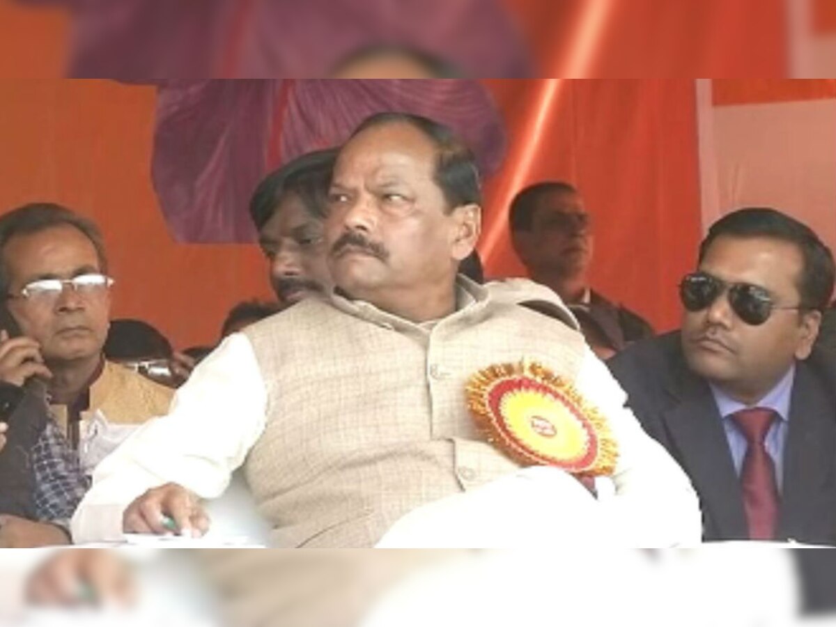 रघुवर दास ने रांची में एक्सपोर्ट टेक्सटाइल इंडस्ट्री के यूनिट 1 का उद्घाटन किया.