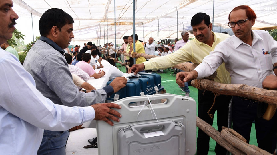 महाराष्ट्र-हरियाणा विधानसभा चुनाव के लिए वोटिंग आज, देशभर में 51 सीटों पर होगा उपचुनाव