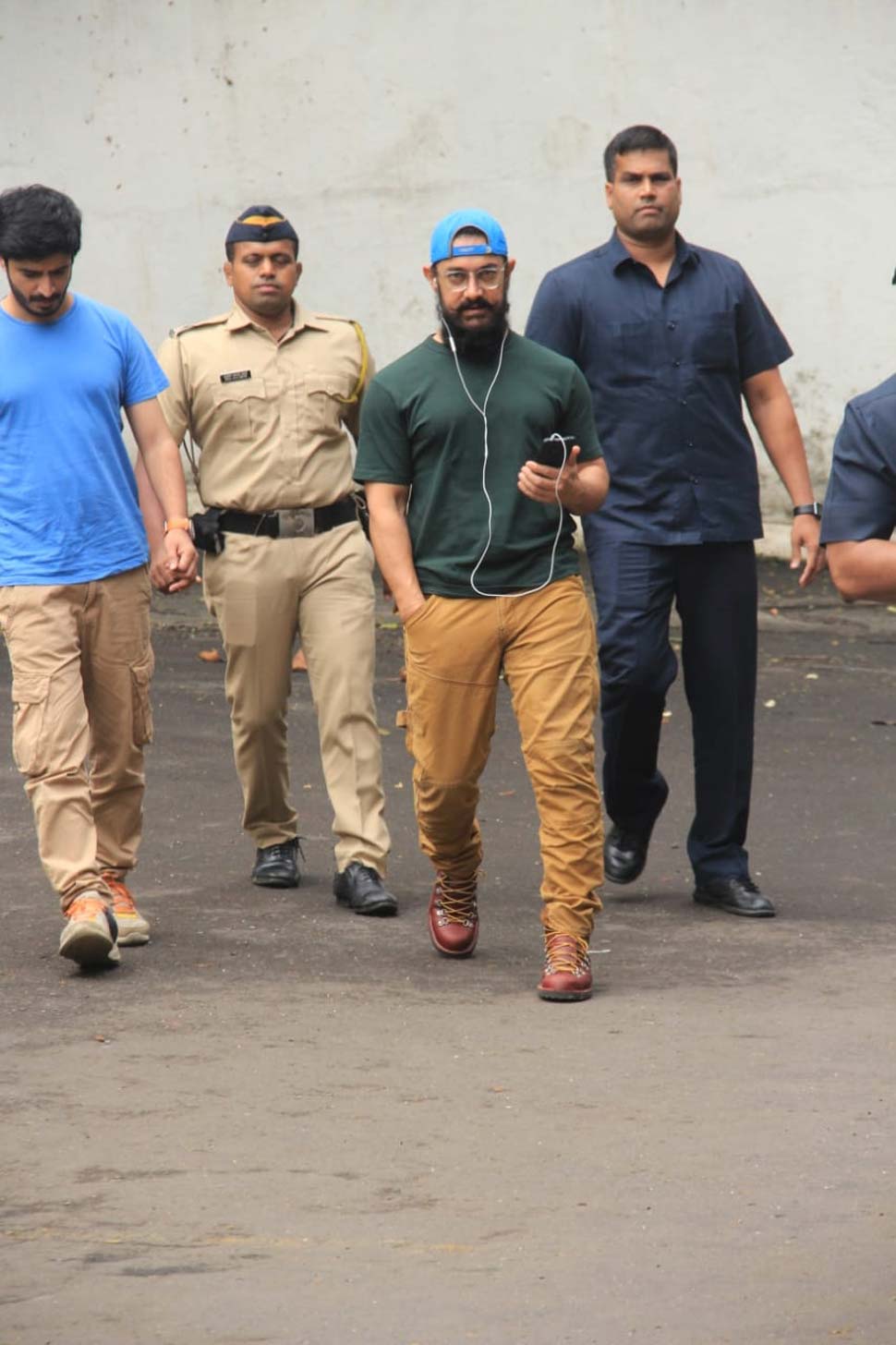'विक्रम वेधा' की हिंदी रीमेक में भी आएंगे नजर Aamir Khan