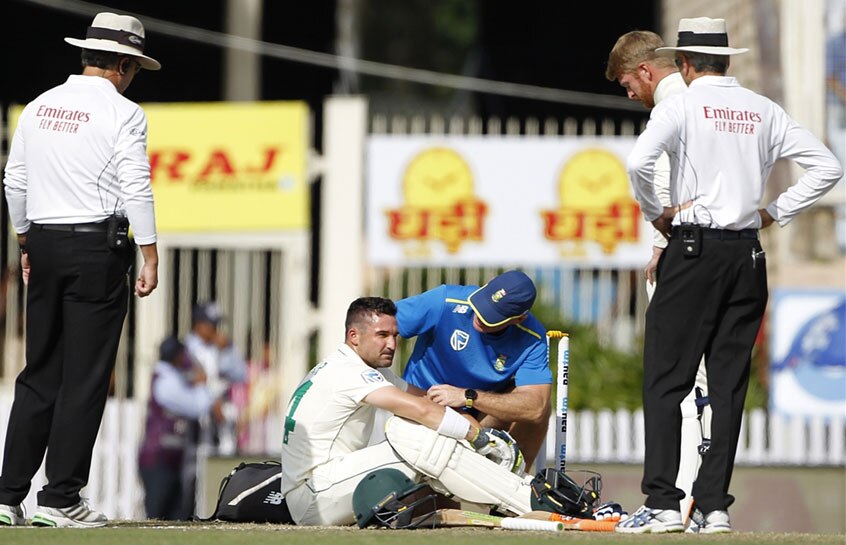 खराब ही रही दूसरी पारी की भी शुरुआत Early wickets and injury of Algar