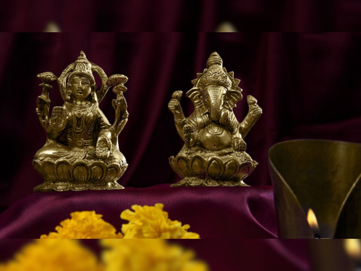 दिवाली 2019: 50 साल बाद बन रहा लक्ष्मी योग, इस शुभ मुहूर्त में करें पूजा, होगी धन प्राप्ति