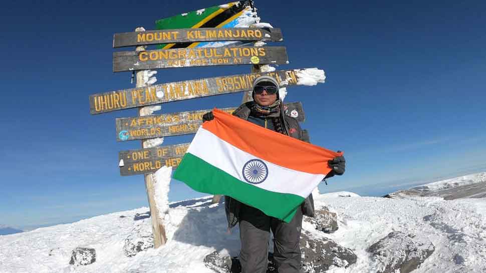 MP की महिला पर्वतारोही ने अफ्रीका की सबसे ऊंची चोटी किलिमंजारो पर मनाई दीपावली