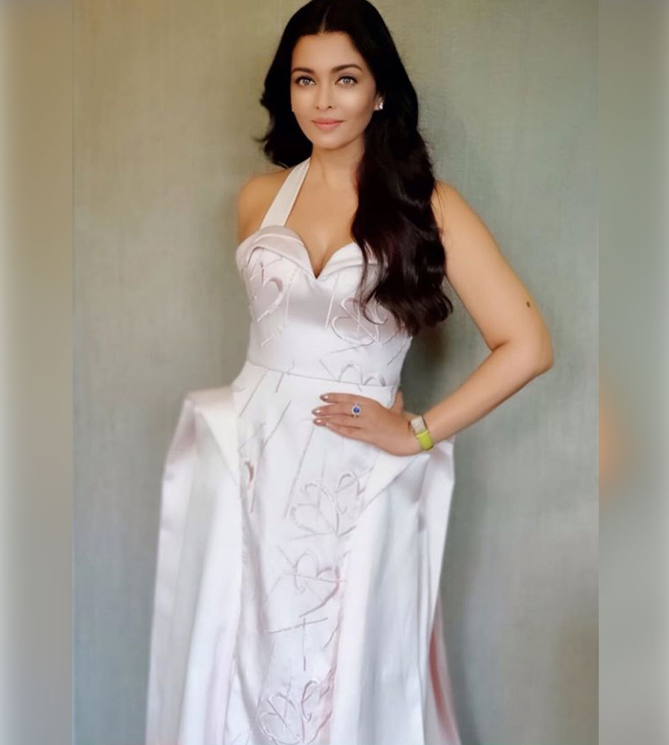 इंस्टाग्राम एकाउंट Aishwarya Rai Bachchan