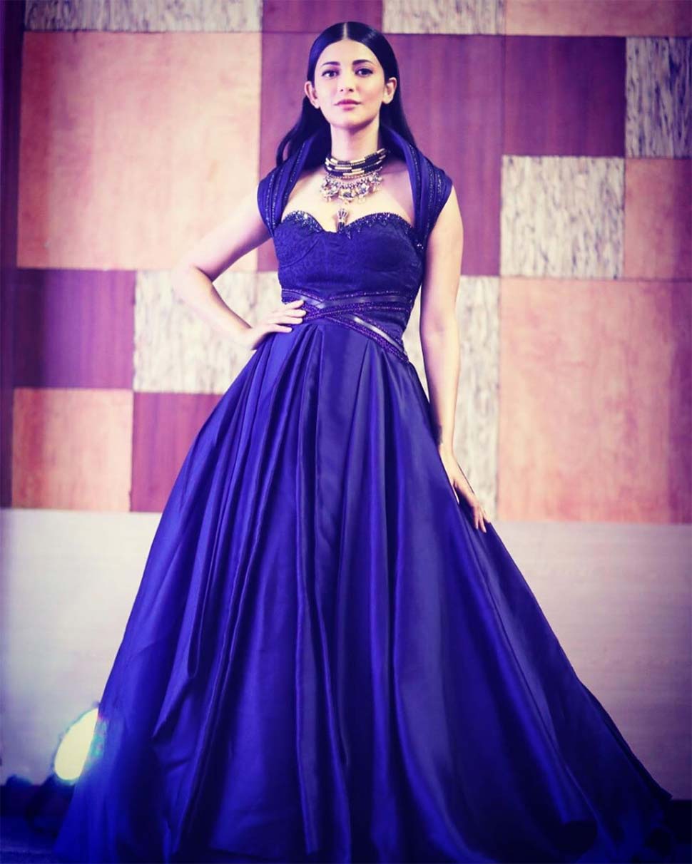 म्यूजिकल करियर में भी काफी सक्रिय हैं श्रुति Shruti Haasan