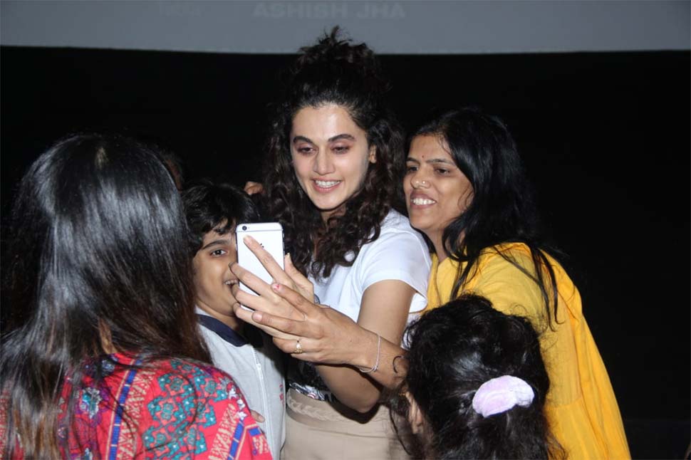 फिल्म में शानदार अभिनय का प्रदर्शन Taapsee pannu