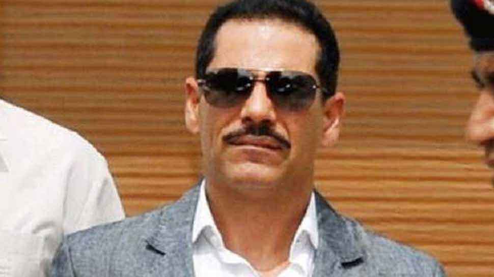 बैक पेन के चलते फिर नोएडा के मेट्रो अस्पताल पहुंचे रॉबर्ट वाड्रा