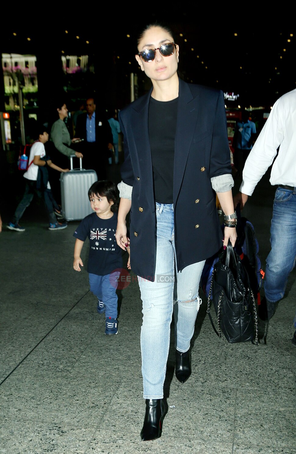 करीना और तैमूर Kareena Kapoor Khan With Taimur Ali Khan