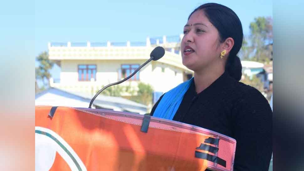 पिथौरागढ़ उपचुनाव के लिए मयूख महर की ना के बाद कांग्रेस ने अंजू लुंठी को बनाया प्रत्याशी