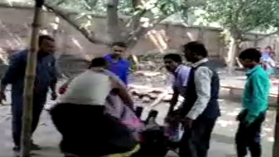 मोतिहारी: वन विभाग की टीम पर ग्रामीणों ने किया हमला, 2 की हालत गंभीर