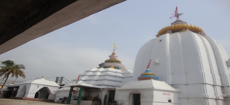 ଆଜି ବଡ଼ ଓଷା, ଧବଳେଶ୍ୱର ପୀଠ ଚଳଚଞ୍ଚଳ