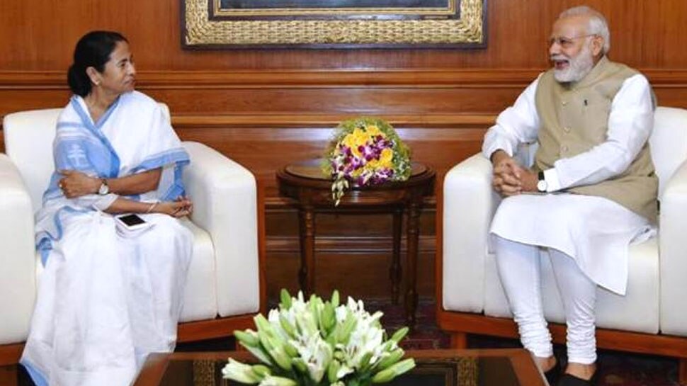 ‘बुलबुल’ का बवंडर: PM मोदी ने ममता बनर्जी से की बात, कहा- हर संभव मदद करेंगे