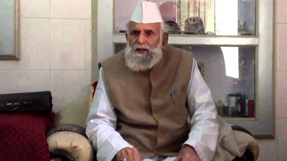 ओवैसी के बाद अब सपा सांसद ने उठाए अयोध्या फैसले पर सवाल, कहा- ...चाहिए थी मस्जिद ओवैसी के बाद अब सपा सांसद ने उठाए अयोध्या फैसले पर सवाल, कहा- ...चाहिए थी मस्जिद