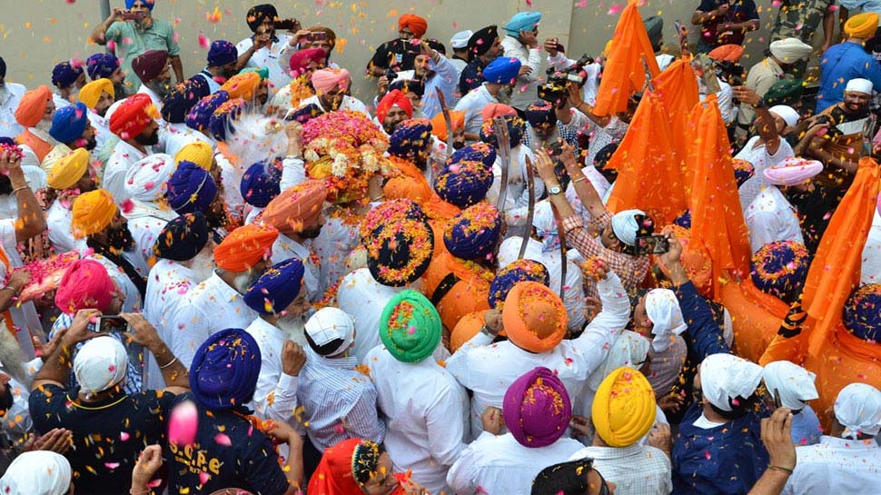 550वां प्रकाश पर्व: सोमवार को दिल्ली शहर में गुजरेगा नगर कीर्तन, इन रास्तों से बचकर निकलें
