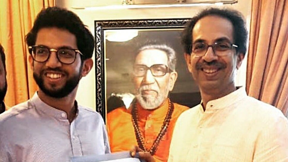 मराठी मानुस, कट्टर हिंदुत्व की राह पर चलने वाली शिवसेना क्या अब 'सेक्युलर' हो जाएगी?