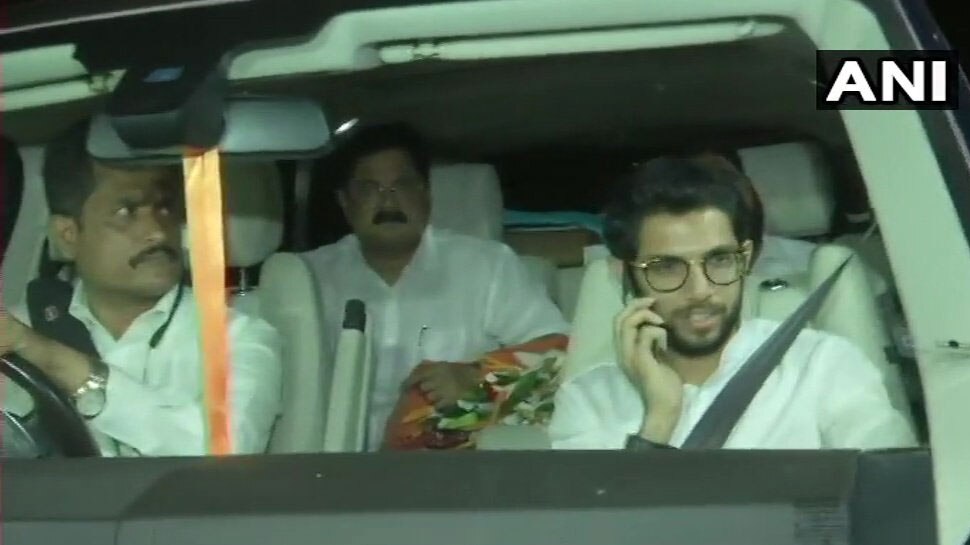 कांग्रेस का ग्रीन सिग्नल, NCP ने फैक्स से भेजा समर्थन पत्र तो राजभवन पहुंचे आदित्य ठाकरे