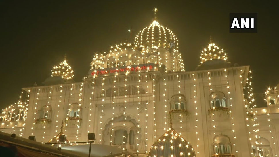 देशभर में धूमधाम से मनाया जा रहा गुरु नानक देव जी का 550वां प्रकाश पर्व