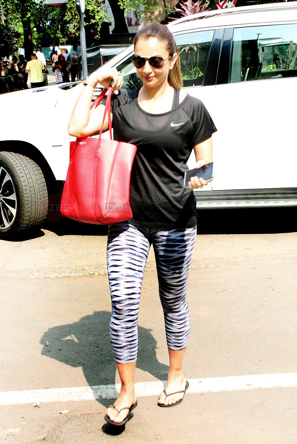 सीमा खान Amrita Arora, Malaika Arora and Seema khan spotted at Diva Yoga