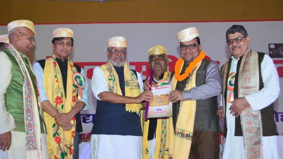 विद्यापति पर्व समारोह में मैथिली नाटक का मंचन, सिक्किम के राज्यपाल भी हुए शामिल