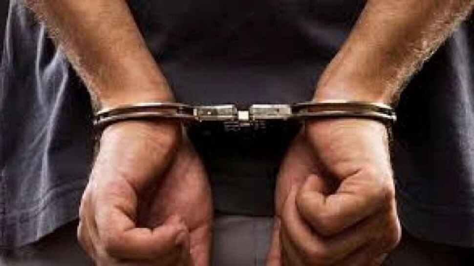 बांका: पुलिस की गिरफ्त में आए 2 कुख्यात अपराधी, 2 पिस्टल, 4 चार जिंदा कारतूस बरामद