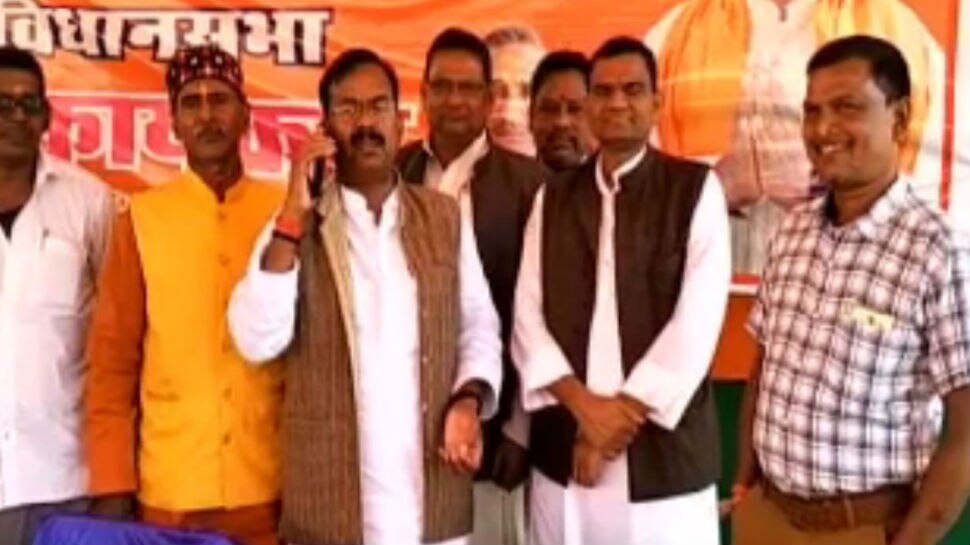 झारखंड: चतरा विधानसभा के बीजेपी प्रत्याशी आज करेंगे नामांकन, आरजेडी पर साधा निशाना