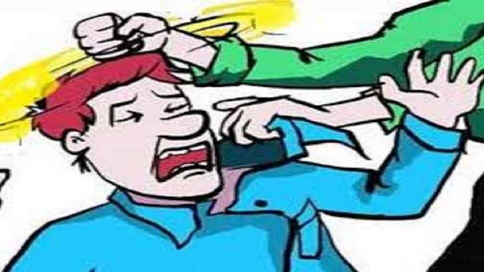 लखीसराय: ग्रामीणों ने बोरिंग बंद होने का किया विरोध, दबंगों ने जमकर की मारपीट
