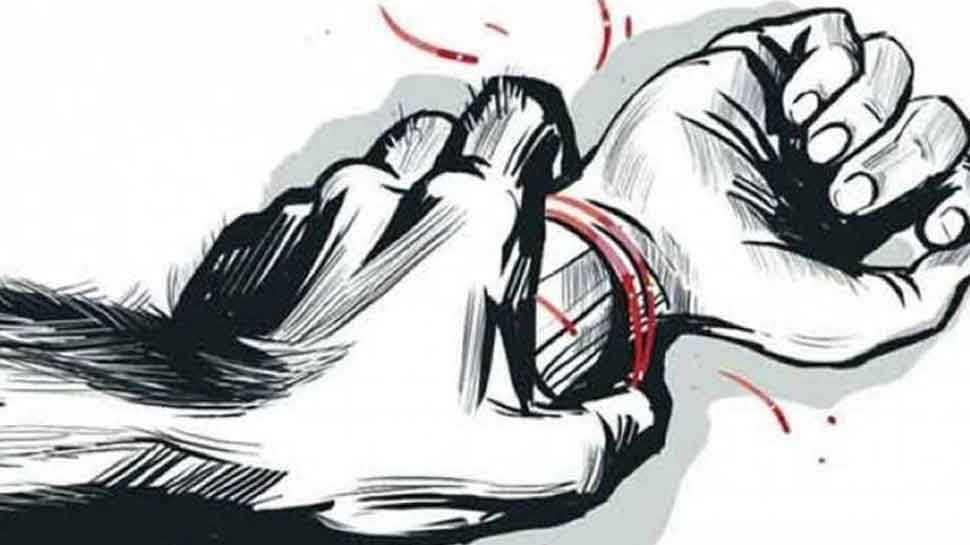 शर्मनाकः नोएडा में नौकरी तलाश रही युवती से गैंगरेप, 4 आरोपी गिरफ्तार, 2 की तलाश जारी