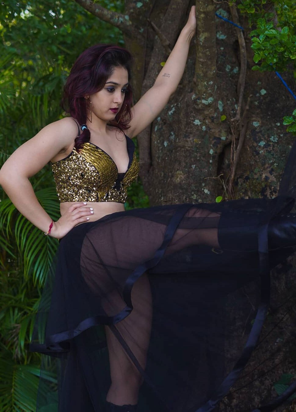 जिंदगी में चकाचौंध से दूर Aamir Khans Daughter Ira Khan shares new pictures from her latest photoshoot