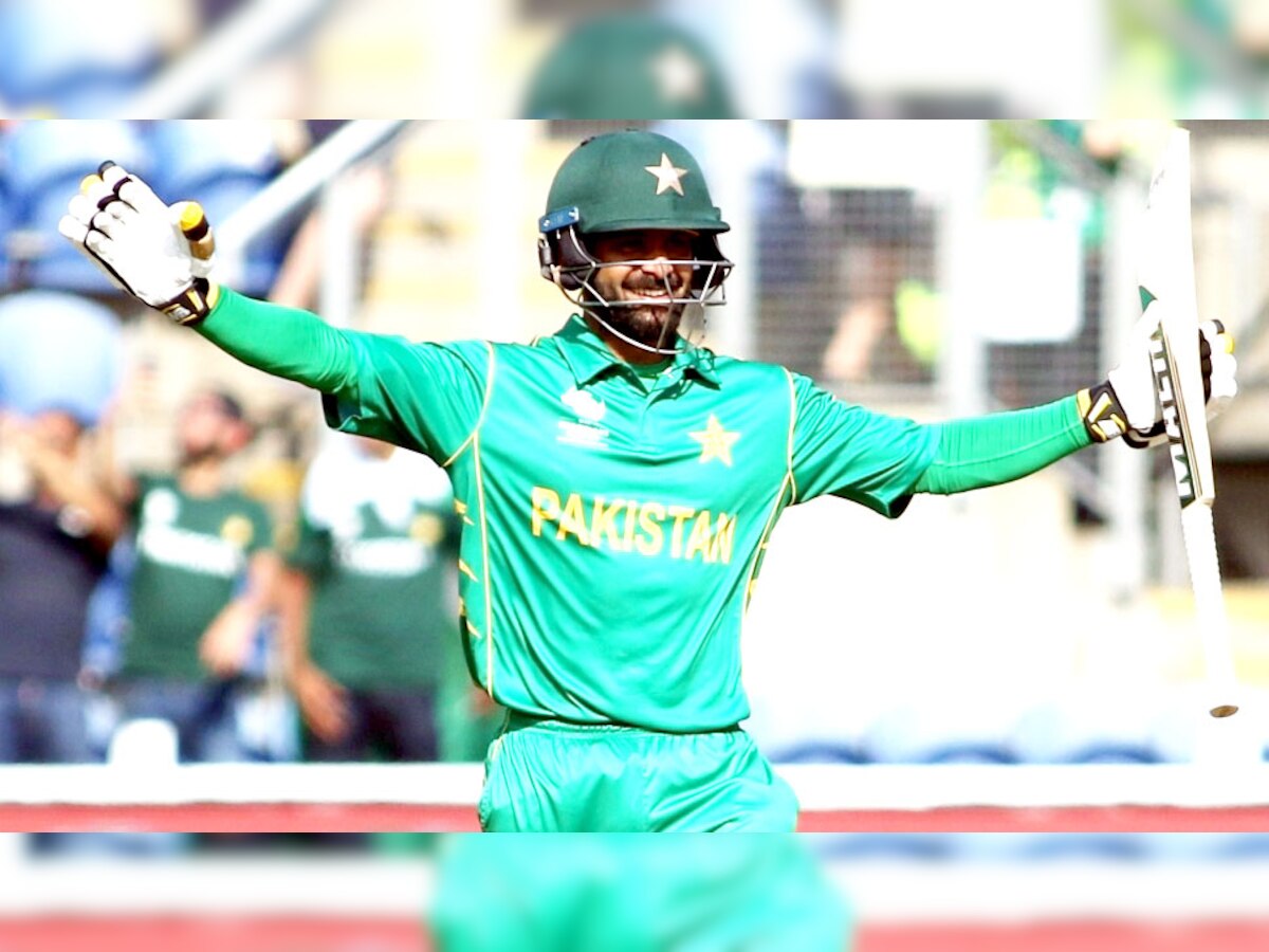  39 साल के मोहम्मद हफीज ने पाकिस्तान के लिए 218 वनडे मैच खेले. उन्होंने इन मैचों में 6614 रन बनाए और 139 विकेट भी झटके. (फोटो: IANS) 