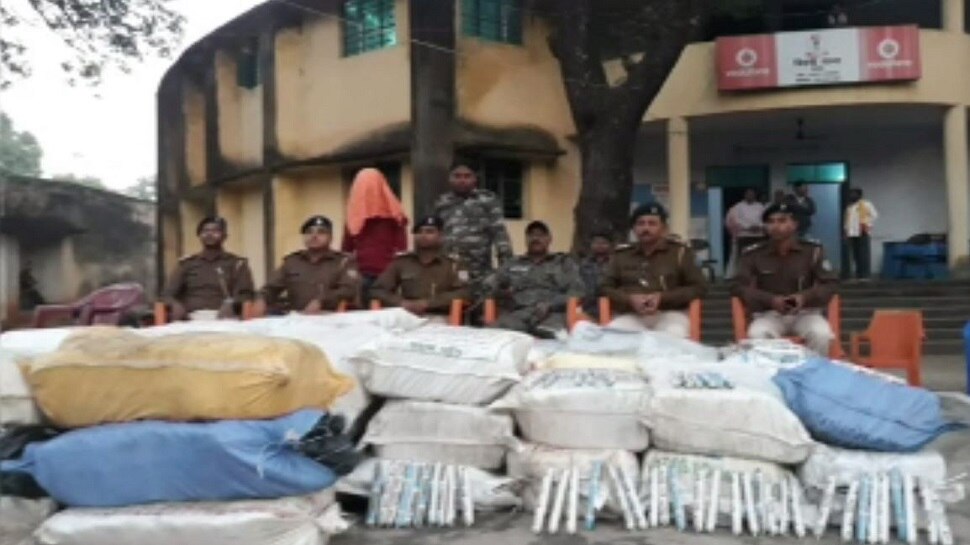 गिरिडीह: पुलिस को मिली बड़ी कामयाबी, भारी मात्रा में विस्फोटक पदार्थ को किया जब्त
