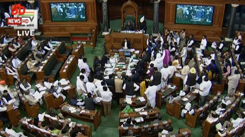संसद का शीतकालीन सत्र LIVE: लोकसभा में विपक्ष का हंगामा, राज्यसभा में पीएम मोदी का संबोधन