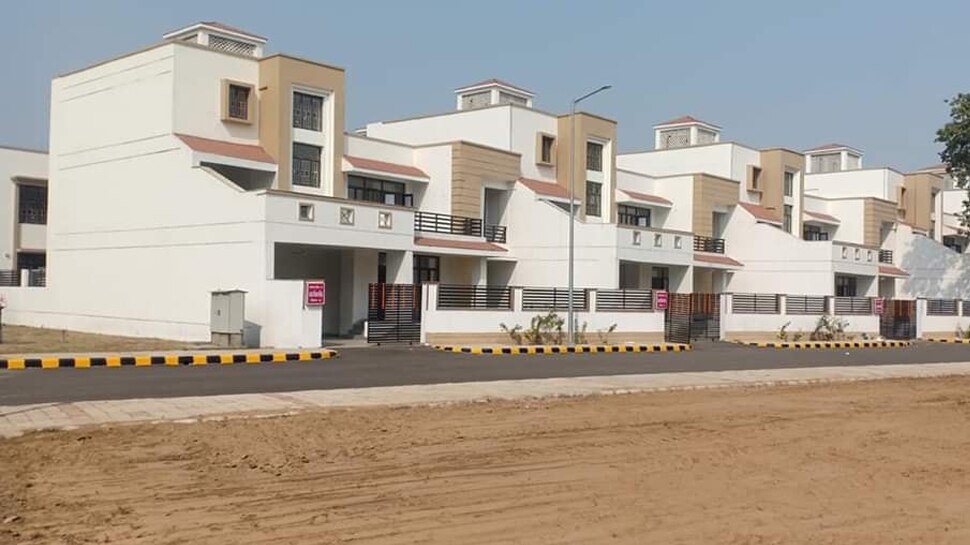 बिहार: नीतीश कुमार ने 55 MLC को सौंपी डुप्लेक्स की चाभी, खूबियां जान रह जाएंगे दंग