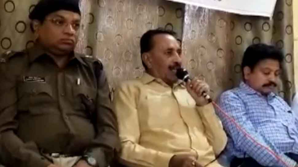 MP: हुकुम सिंह कराड़ा का बड़ा खुलासा, गांधी सागर डैम के गेट नहीं खोलते तो मच जाती तबाही MP: हुकुम सिंह कराड़ा का बड़ा खुलासा, गांधी सागर डैम के गेट नहीं खोलते तो मच जाती तबाही