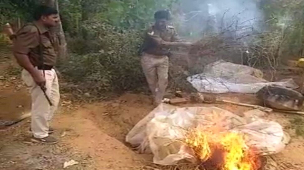 सासाराम: पुलिस ने देसी शराब का किया भंडाफोड़, भट्टी को पूरी तरह से किया नष्ट