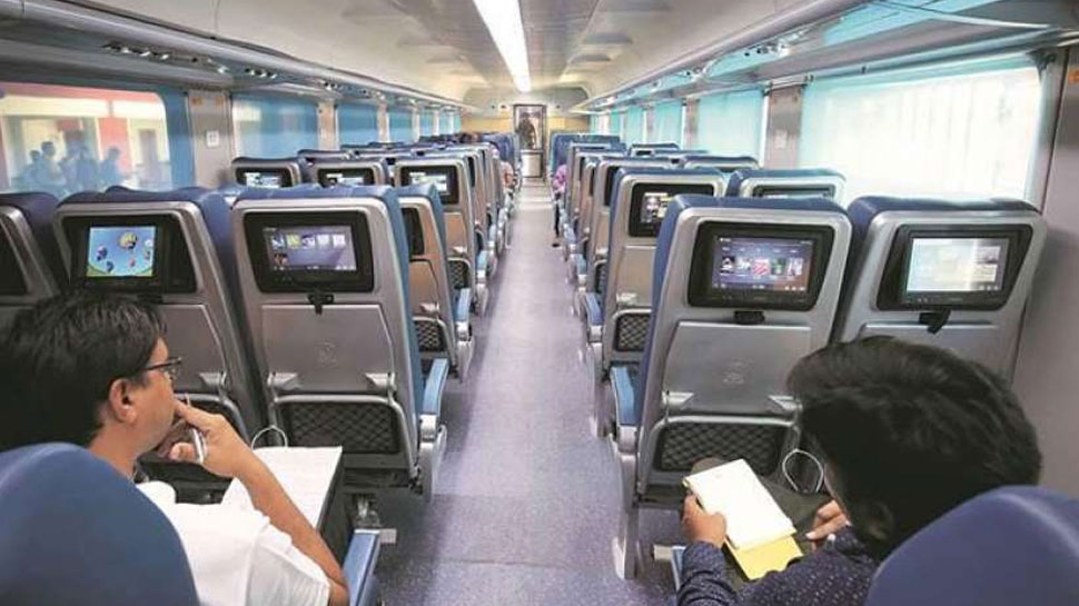 तेजस के बाद देश में चलेंगी 150 और प्राइवेट ट्रेनें, इस रूट पर चलेगी दूसरी Private Train