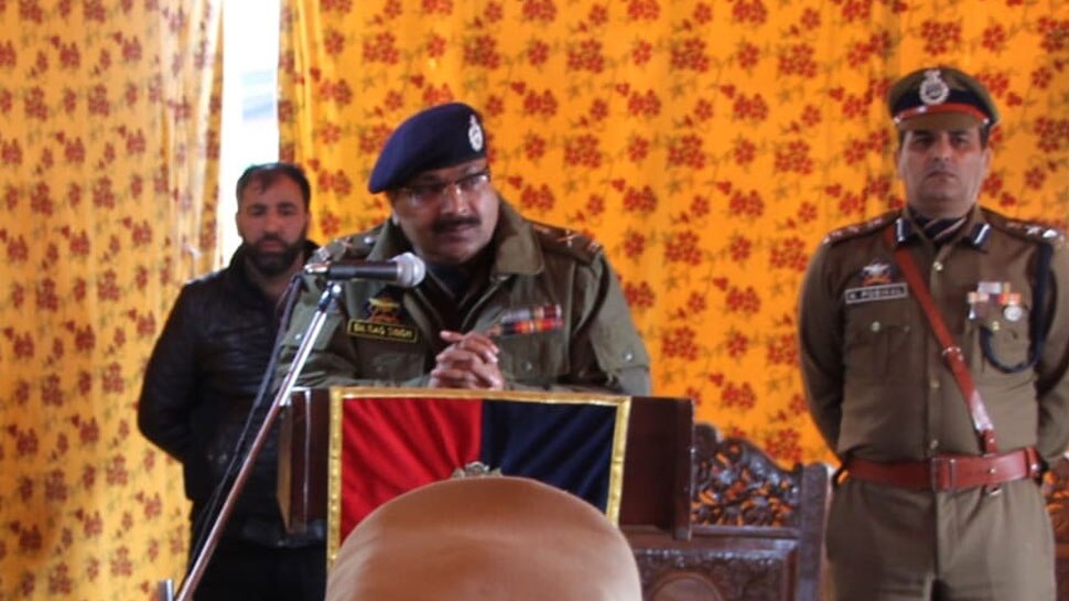पाकिस्तान किसी भी तरह से जम्मू कश्मीर के लोगों का दोस्त नहीं है: DGP दिलबाग सिंह