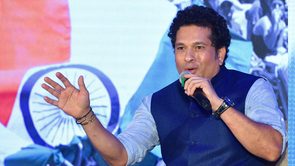 सचिन ने इंटरनेशनल मेंस वीक के मौके पर पुरुषों से कहा, 'भावुक हों तो बहने दें आंसू' सचिन ने इंटरनेशनल मेंस वीक के मौके पर पुरुषों से कहा, 'भावुक हों तो बहने दें आंसू'