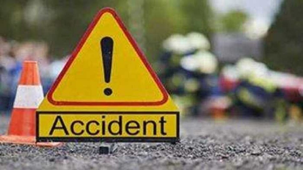 लखीसराय: तेज रफ्तार ट्रैक्टर ने 4 छात्राओं को रौंदा, एक की मौत, 3 घायल
