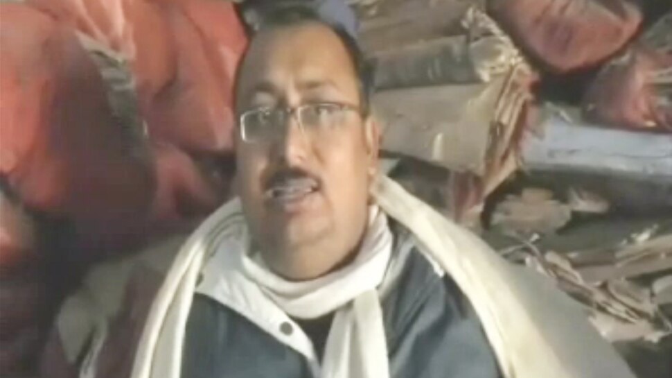 बिहार: निर्वाचन शाखा की करतूत, जेल जा चुके शख्स को बनाया दिव्यांग मतदाताओं का आइकन