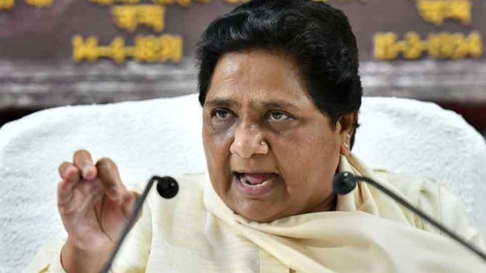 UP: बीएसपी ने चार विधायकों को किया पार्टी से बाहर, थाम सकते हैं सपा का दामन