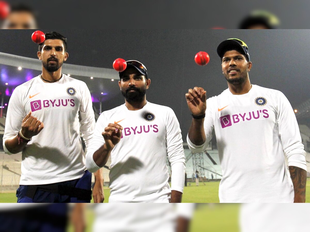 भारतीय तेज गेंदबाजों इशांत शर्मा, मोहम्मद शमी और उमेश यादव ने बांग्लादेश के खिलाफ 2 टेस्ट में 33 विकेट झटके. (फोटो: IANS) 