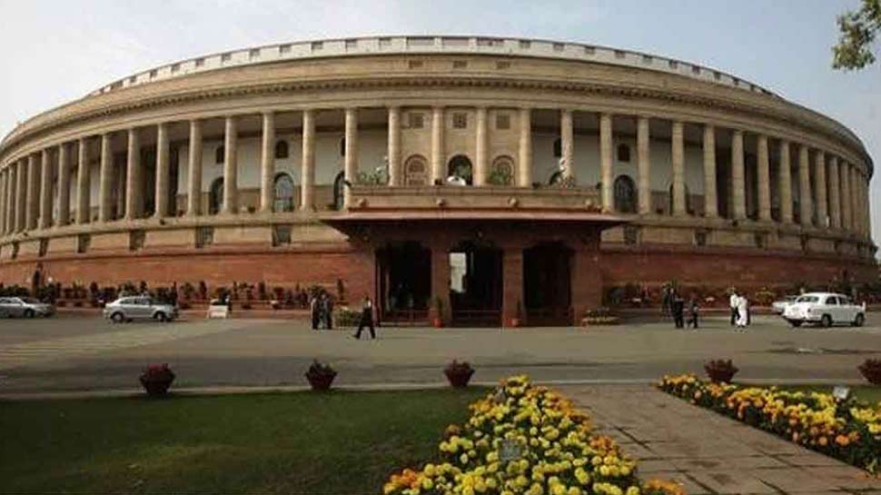 महाराष्ट्र के घमासान पर संसद में हंगामे के आसार, कांग्रेस-NCP-शिवसेना को मिल सकता है अन्य पार्टियों का साथ