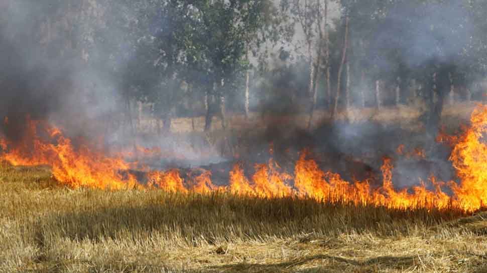 छत्तीसगढ़ के किसान अब नहीं जलाएंगे पराली, निपटान के लिए लेंगे इस मशीन की मदद