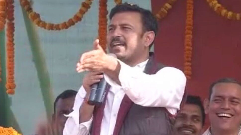 झारखंड: हुसैनाबाद में सुदेश महतो ने कहा- अगर जीते तो पिछड़ों दिया जाएगा 27 फीसदी आरक्षण