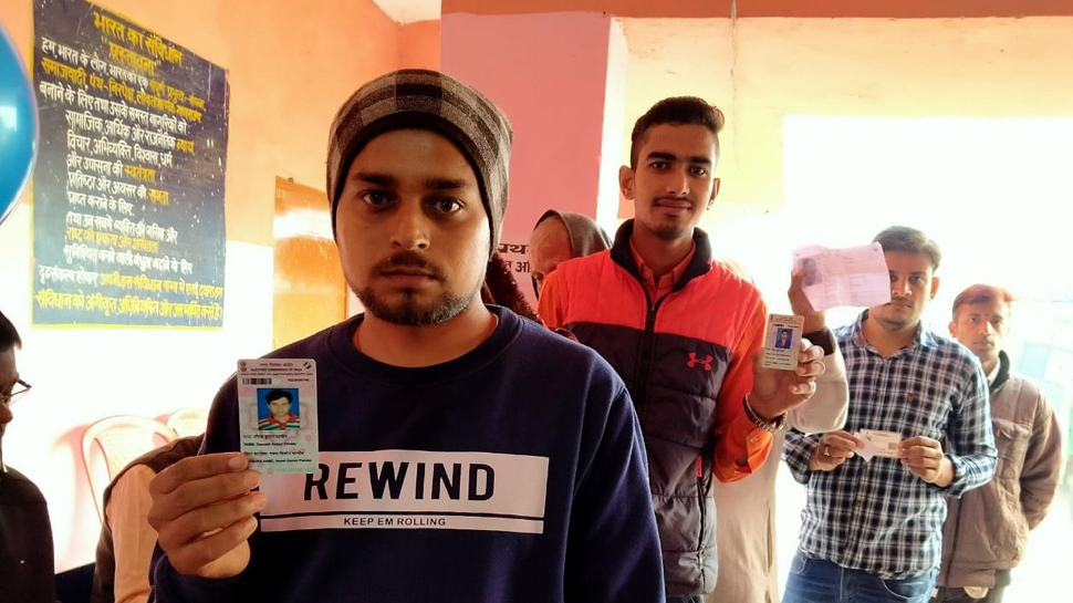 झारखंड विधानसभा चुनाव: पहले चरण में बंपर वोटिंग, 64.44 प्रतिशत लोगों ने किया मतदान