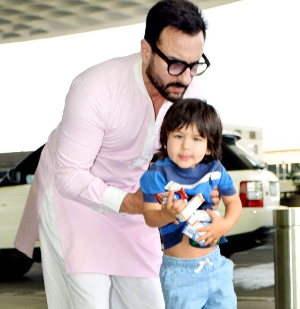 तैमूर के हाथ इन चीजों से भरे थे Saif Ali khan
