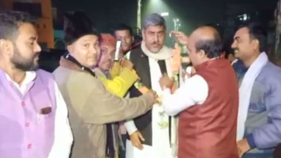 बिहार: नालंदा में राम प्रसाद सिंह को मिली BJP जिलाध्यक्ष की कमान, दूसरी बार बने अध्यक्ष बिहार: नालंदा में राम प्रसाद सिंह को मिली BJP जिलाध्यक्ष की कमान, दूसरी बार बने अध्यक्ष
